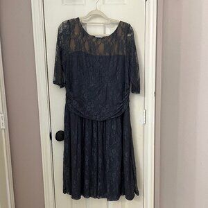 Kiyonna size 18/20 Luna gray lace cocktail dress